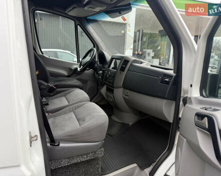 Белый Мерседес Sprinter, объемом двигателя 2.99 л и пробегом 600 тыс. км за 14850 $, фото 14 на Automoto.ua