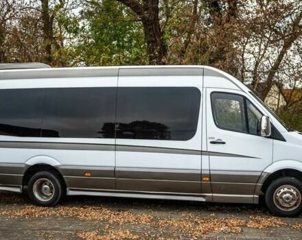 Белый Мерседес Sprinter, объемом двигателя 0 л и пробегом 305 тыс. км за 13300 $, фото 3 на Automoto.ua