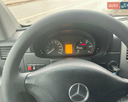 Белый Мерседес Sprinter, объемом двигателя 2.15 л и пробегом 414 тыс. км за 21500 $, фото 12 на Automoto.ua