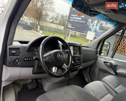 Белый Мерседес Sprinter, объемом двигателя 2.99 л и пробегом 600 тыс. км за 14850 $, фото 12 на Automoto.ua
