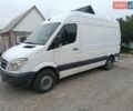 Белый Мерседес Sprinter, объемом двигателя 2.15 л и пробегом 212 тыс. км за 13000 $, фото 3 на Automoto.ua