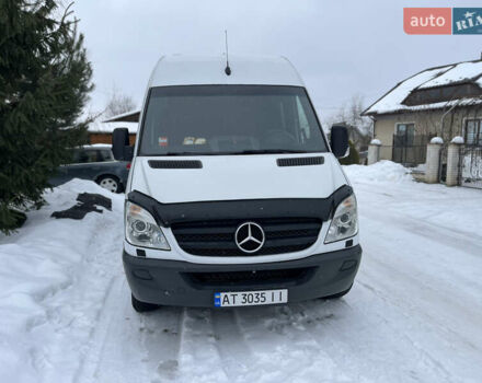 Белый Мерседес Sprinter, объемом двигателя 2.15 л и пробегом 888 тыс. км за 15000 $, фото 1 на Automoto.ua