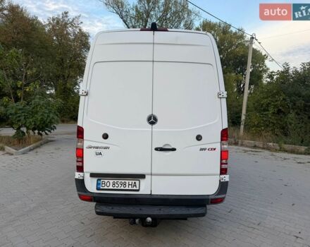 Белый Мерседес Sprinter, объемом двигателя 2.99 л и пробегом 393 тыс. км за 16900 $, фото 8 на Automoto.ua
