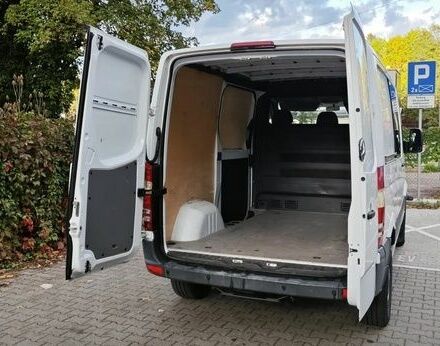 Белый Мерседес Sprinter, объемом двигателя 2.2 л и пробегом 257 тыс. км за 7800 $, фото 9 на Automoto.ua