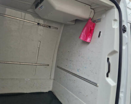 Белый Мерседес Sprinter, объемом двигателя 2.99 л и пробегом 514 тыс. км за 16500 $, фото 8 на Automoto.ua