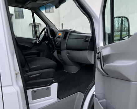 Білий Мерседес Sprinter, об'ємом двигуна 2.2 л та пробігом 329 тис. км за 24900 $, фото 27 на Automoto.ua