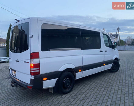 Белый Мерседес Sprinter, объемом двигателя 2.2 л и пробегом 480 тыс. км за 14300 $, фото 6 на Automoto.ua