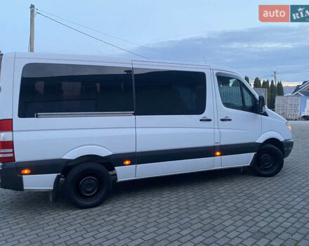 Белый Мерседес Sprinter, объемом двигателя 2.2 л и пробегом 480 тыс. км за 14300 $, фото 7 на Automoto.ua