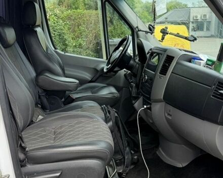 Белый Мерседес Sprinter, объемом двигателя 3 л и пробегом 493 тыс. км за 29500 $, фото 21 на Automoto.ua