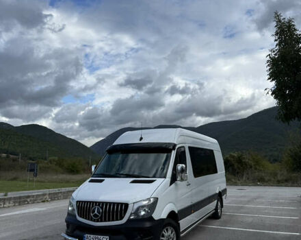 Белый Мерседес Sprinter, объемом двигателя 2.14 л и пробегом 470 тыс. км за 24000 $, фото 1 на Automoto.ua