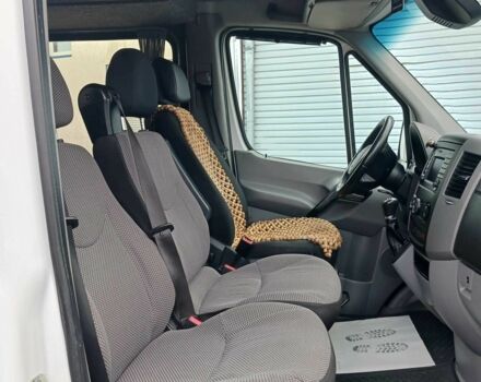 Белый Мерседес Sprinter, объемом двигателя 3 л и пробегом 470 тыс. км за 29500 $, фото 4 на Automoto.ua