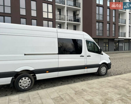 Белый Мерседес Sprinter, объемом двигателя 3 л и пробегом 585 тыс. км за 28500 $, фото 32 на Automoto.ua