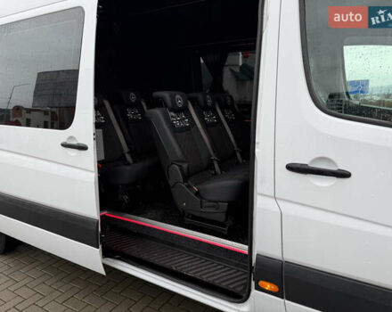 Белый Мерседес Sprinter, объемом двигателя 2.2 л и пробегом 390 тыс. км за 25500 $, фото 5 на Automoto.ua