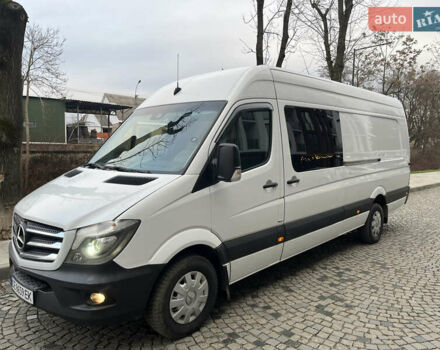 Белый Мерседес Sprinter, объемом двигателя 3 л и пробегом 585 тыс. км за 28500 $, фото 2 на Automoto.ua