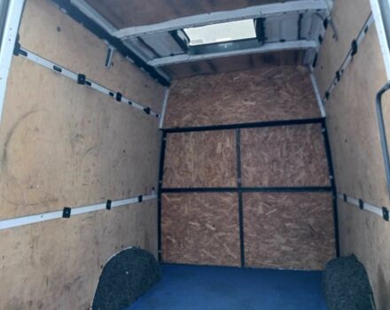Белый Мерседес Sprinter, объемом двигателя 3 л и пробегом 470 тыс. км за 26000 $, фото 11 на Automoto.ua