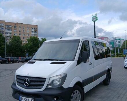 Белый Мерседес Sprinter, объемом двигателя 2.15 л и пробегом 520 тыс. км за 10500 $, фото 1 на Automoto.ua