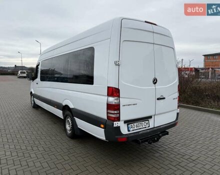 Белый Мерседес Sprinter, объемом двигателя 2.2 л и пробегом 390 тыс. км за 25500 $, фото 6 на Automoto.ua