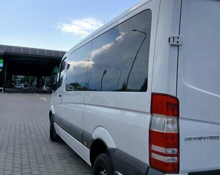Белый Мерседес Sprinter, объемом двигателя 2.15 л и пробегом 520 тыс. км за 10500 $, фото 2 на Automoto.ua