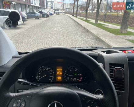Белый Мерседес Sprinter, объемом двигателя 3 л и пробегом 585 тыс. км за 28500 $, фото 1 на Automoto.ua