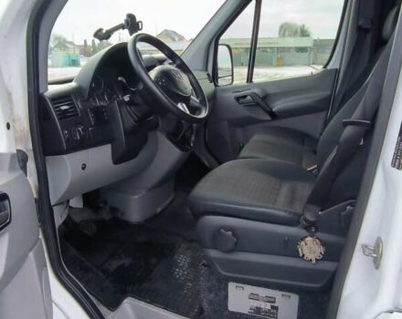 Белый Мерседес Sprinter, объемом двигателя 2.15 л и пробегом 520 тыс. км за 10500 $, фото 7 на Automoto.ua