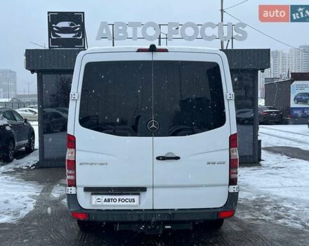 Белый Мерседес Sprinter, объемом двигателя 2.14 л и пробегом 510 тыс. км за 18990 $, фото 5 на Automoto.ua