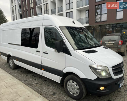 Белый Мерседес Sprinter, объемом двигателя 3 л и пробегом 585 тыс. км за 28500 $, фото 6 на Automoto.ua