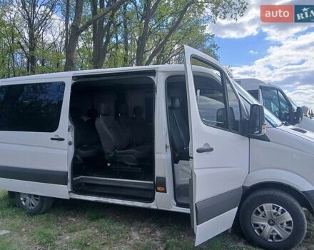 Белый Мерседес Sprinter, объемом двигателя 2.15 л и пробегом 530 тыс. км за 15300 $, фото 7 на Automoto.ua