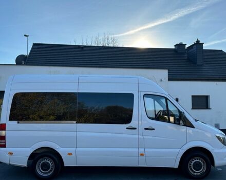 Белый Мерседес Sprinter, объемом двигателя 2.2 л и пробегом 285 тыс. км за 9600 $, фото 5 на Automoto.ua