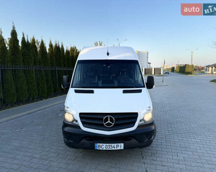Белый Мерседес Sprinter, объемом двигателя 2.14 л и пробегом 320 тыс. км за 23499 $, фото 3 на Automoto.ua