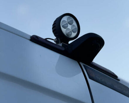 Белый Мерседес Sprinter, объемом двигателя 2.14 л и пробегом 320 тыс. км за 23499 $, фото 12 на Automoto.ua