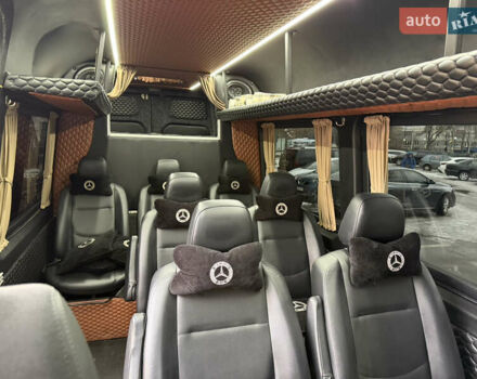 Белый Мерседес Sprinter, объемом двигателя 2.14 л и пробегом 850 тыс. км за 30000 $, фото 3 на Automoto.ua