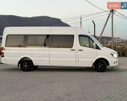Білий Мерседес Sprinter, об'ємом двигуна 2.2 л та пробігом 403 тис. км за 21500 $, фото 2 на Automoto.ua