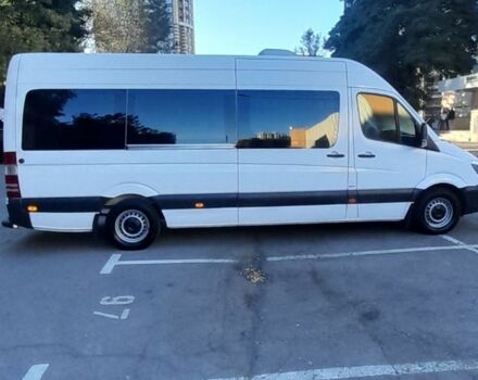 Белый Мерседес Sprinter, объемом двигателя 2.14 л и пробегом 651 тыс. км за 24000 $, фото 2 на Automoto.ua