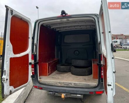 Белый Мерседес Sprinter, объемом двигателя 2.14 л и пробегом 296 тыс. км за 20000 $, фото 22 на Automoto.ua