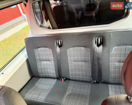 Белый Мерседес Sprinter, объемом двигателя 2.2 л и пробегом 278 тыс. км за 21500 $, фото 33 на Automoto.ua