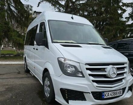 Белый Мерседес Sprinter, объемом двигателя 2.1 л и пробегом 500 тыс. км за 33000 $, фото 4 на Automoto.ua