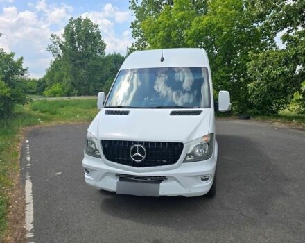 Белый Мерседес Sprinter, объемом двигателя 2.2 л и пробегом 262 тыс. км за 11500 $, фото 1 на Automoto.ua