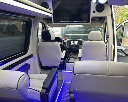 Білий Мерседес Sprinter, об'ємом двигуна 2.14 л та пробігом 563 тис. км за 32000 $, фото 11 на Automoto.ua
