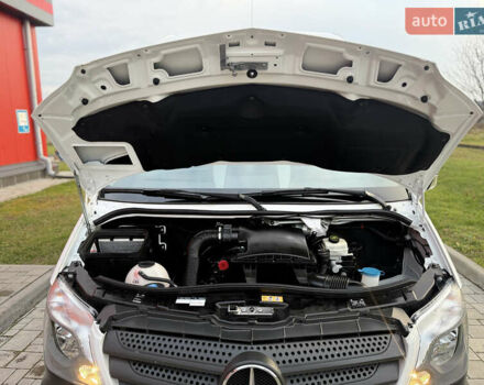 Белый Мерседес Sprinter, объемом двигателя 2.2 л и пробегом 278 тыс. км за 21500 $, фото 56 на Automoto.ua