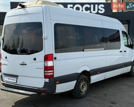 Белый Мерседес Sprinter, объемом двигателя 2.14 л и пробегом 350 тыс. км за 25990 $, фото 5 на Automoto.ua