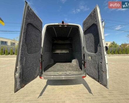 Белый Мерседес Sprinter, объемом двигателя 3.22 л и пробегом 650 тыс. км за 23000 $, фото 26 на Automoto.ua