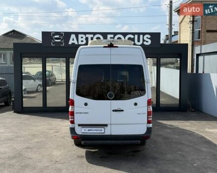 Белый Мерседес Sprinter, объемом двигателя 2.14 л и пробегом 350 тыс. км за 25990 $, фото 6 на Automoto.ua