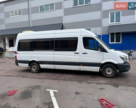 Белый Мерседес Sprinter, объемом двигателя 2.14 л и пробегом 250 тыс. км за 28000 $, фото 11 на Automoto.ua
