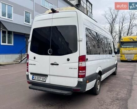 Белый Мерседес Sprinter, объемом двигателя 2.14 л и пробегом 250 тыс. км за 28000 $, фото 6 на Automoto.ua