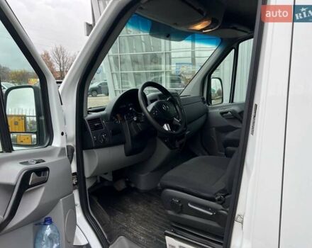 Белый Мерседес Sprinter, объемом двигателя 2.14 л и пробегом 296 тыс. км за 20000 $, фото 8 на Automoto.ua