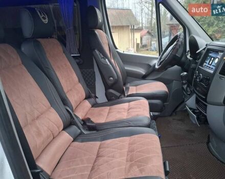 Белый Мерседес Sprinter, объемом двигателя 2.14 л и пробегом 500 тыс. км за 22465 $, фото 7 на Automoto.ua