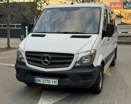 Белый Мерседес Sprinter, объемом двигателя 2.14 л и пробегом 500 тыс. км за 22465 $, фото 4 на Automoto.ua