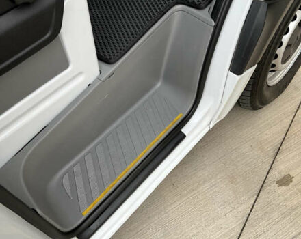 Білий Мерседес Sprinter, об'ємом двигуна 2.2 л та пробігом 332 тис. км за 25900 $, фото 49 на Automoto.ua