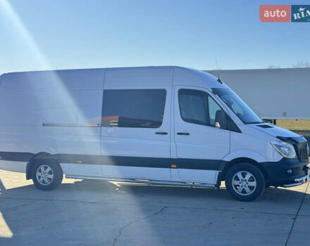 Белый Мерседес Sprinter, объемом двигателя 2.99 л и пробегом 420 тыс. км за 33500 $, фото 7 на Automoto.ua
