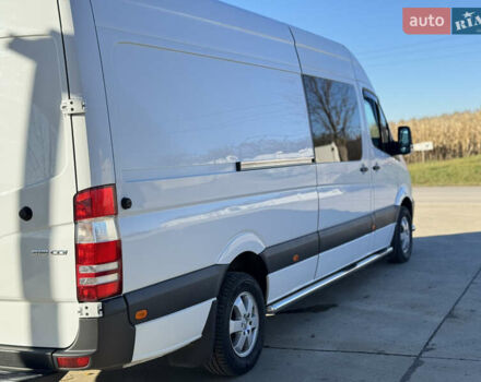 Белый Мерседес Sprinter, объемом двигателя 2.99 л и пробегом 420 тыс. км за 33500 $, фото 6 на Automoto.ua